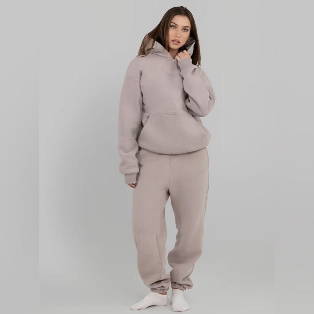 Comfrt Signature Sweatset